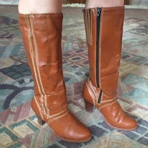 VINTAGE 70s Vinyl Boots